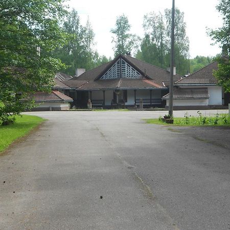 Kuivoja Holiday Center Loksa Exterior photo